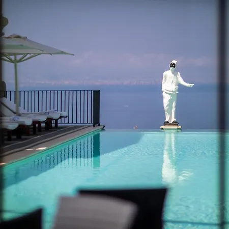 Grand Angiolieri Szálloda Vico Equense