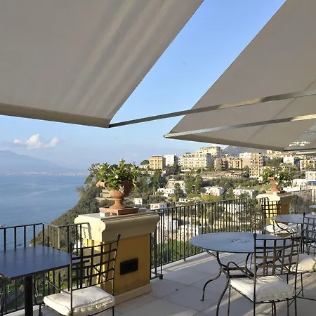 Hotel Grand Angiolieri