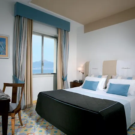 Отель Grand Angiolieri 5*