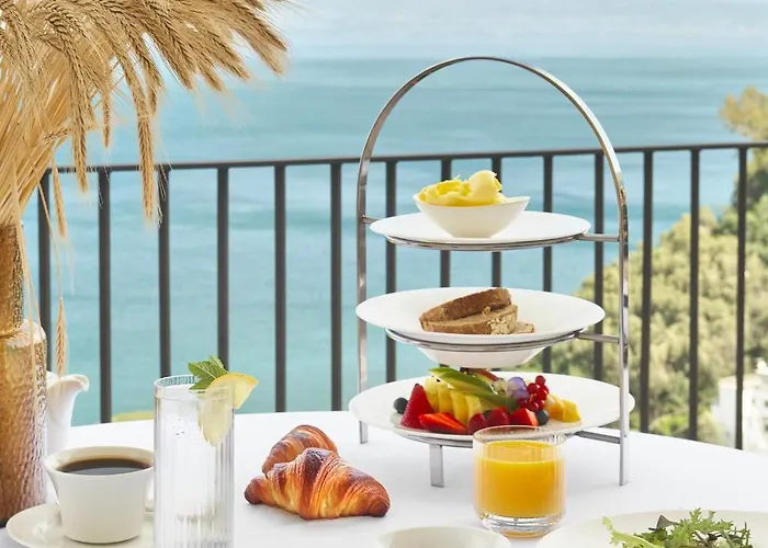 Grand Angiolieri 5* Вико-Экуенсе