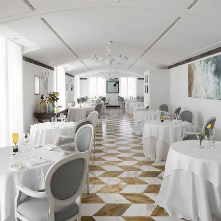Hotel Grand Angiolieri